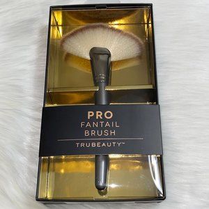 New  TRU BEAUTY PRO Fantail Makeup Brush